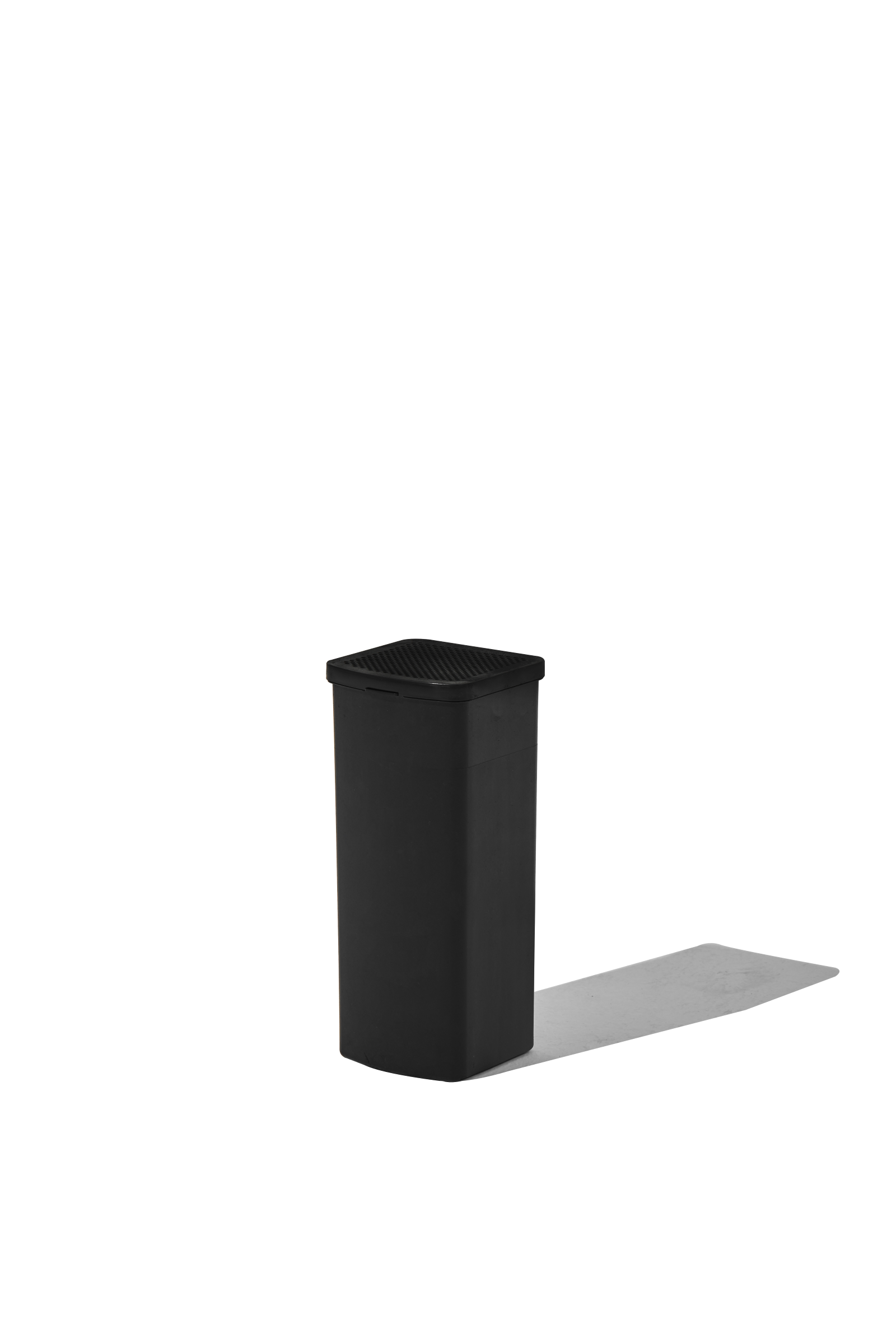 Köögikomposteri kolmekihiline filter